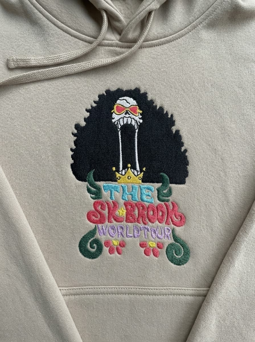 Brook Soul King One Piece broderie crewneck beige